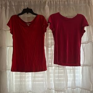 bundle of 2 banana republic tshirts